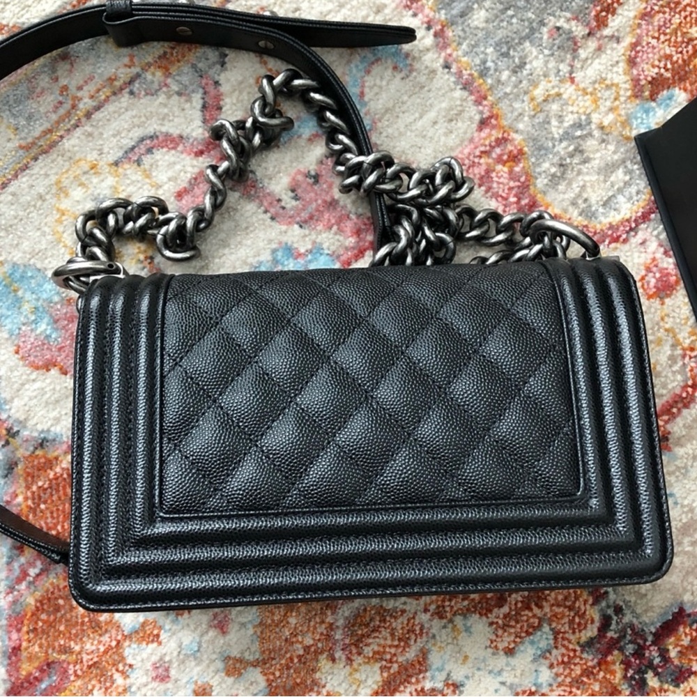 CHANEL boy Black Quilted Crossbody Bag - Picture 5 of 8